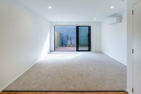 Photo of property in 2/335 Gloucester Street, Christchurch Central, Christchurch, 8011