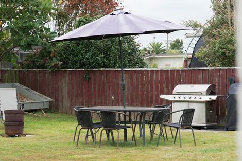 Photo of property in 64 Atkinson Avenue, Otaki Beach, Otaki, 5512