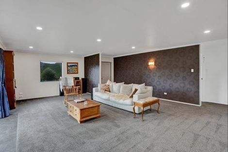 Photo of property in 210 Standish Road, Toko, Stratford, 4392