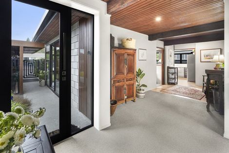 Photo of property in 21 Samuel Place, Queenwood, Hamilton, 3210