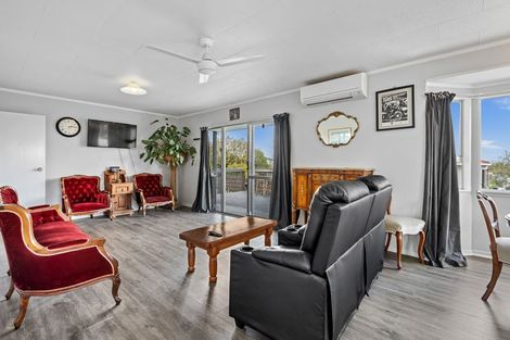 Photo of property in 6a Glover Place, Onerahi, Whangarei, 0110