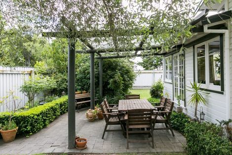 Photo of property in 1000 Reka Street, Akina, Hastings, 4122