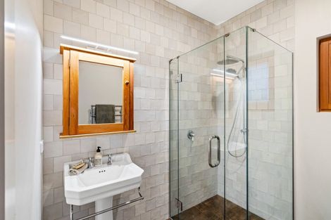 Photo of property in 2 Rich Rise, Havelock North, 4130