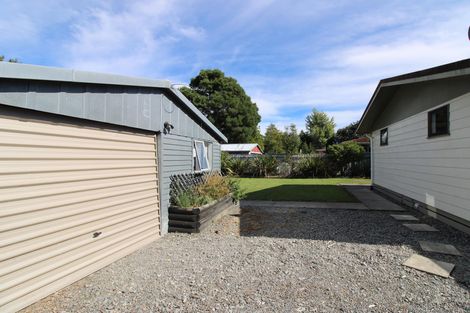 Photo of property in 28 King Street, Carterton, 5713