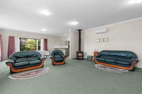 Photo of property in 4 Carrington Drive, Carterton, 5713