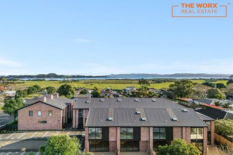 Photo of property in 1/17 Matapouri Road, Mangere Bridge, Auckland, 2022