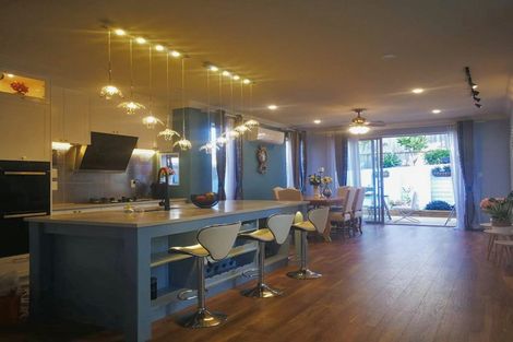 Photo of property in 11 Agnew Place, Albany, Auckland, 0632