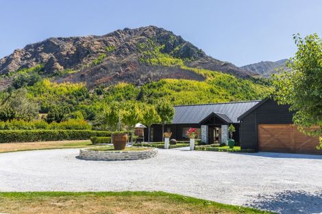 Photo of property in Butel Park, 15 Essex Avenue, Arrowtown, 9302