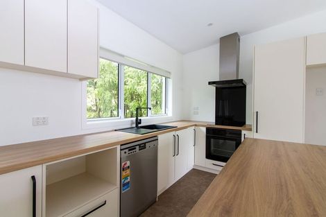 Photo of property in 35 Oram Drive, Turitea, Palmerston North, 4472