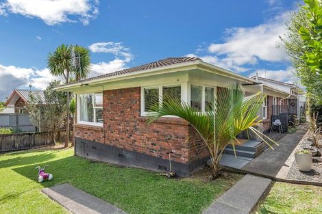 Photo of property in 3/3 Opua Street, Belmont, Auckland, 0622