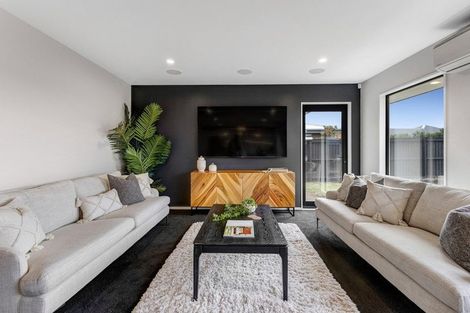 Photo of property in 38 Andesite Drive, Rolleston, 7614