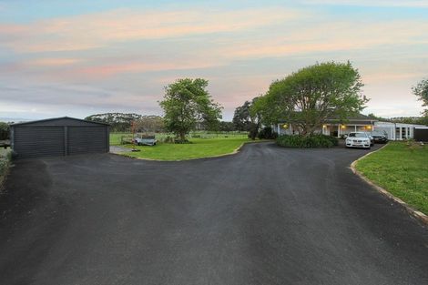 Photo of property in 187f Clarks Beach Road, Clarks Beach, Pukekohe, 2679
