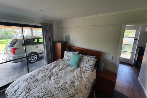 Photo of property in 1 Old Coach Road South, Otaki Beach, Otaki, 5512