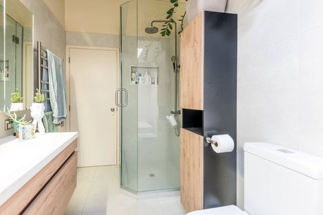 Photo of property in 6a Sarsfield Street, Herne Bay, Auckland, 1011