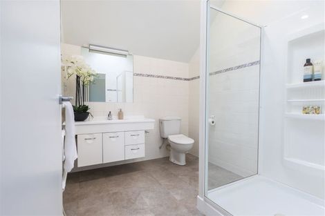 Photo of property in 16 Ngahere Street, Fendalton, Christchurch, 8041