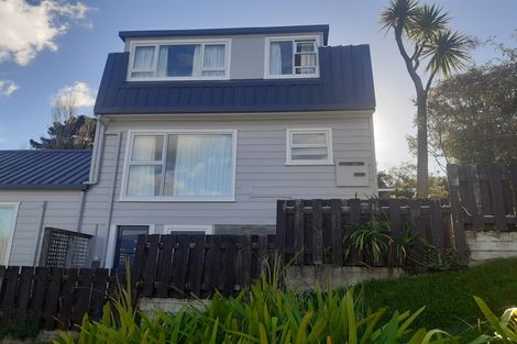 Photo of property in 18a Penryn Drive, Camborne, Porirua, 5026