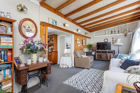 Photo of property in 40 James Mcleod Road, Shelly Beach, Helensville, 0874