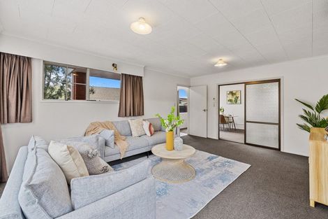 Photo of property in 1/28 Sawtell Place, Northcote, Christchurch, 8052