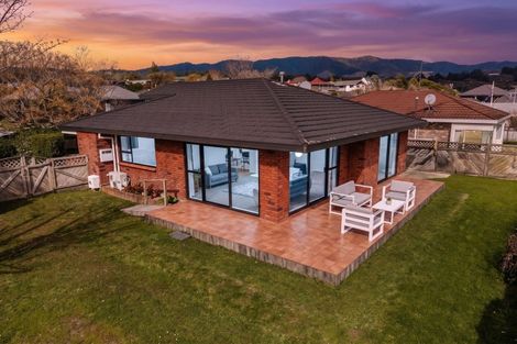 Photo of property in 3 Clearwater Terrace, Brown Owl, Upper Hutt, 5018