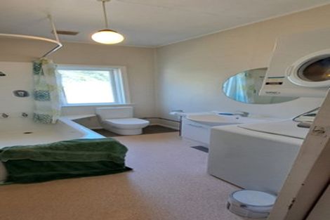 Photo of property in 11 Melrose Road, Island Bay, Wellington, 6023