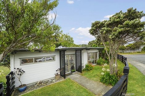 Photo of property in 174 Orangi Kaupapa Road, Northland, Wellington, 6012