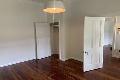 Photo of property in 24 Derwent Street, Island Bay, Wellington, 6023