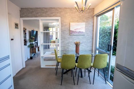 Photo of property in 35 Montclare Avenue, Avonhead, Christchurch, 8042