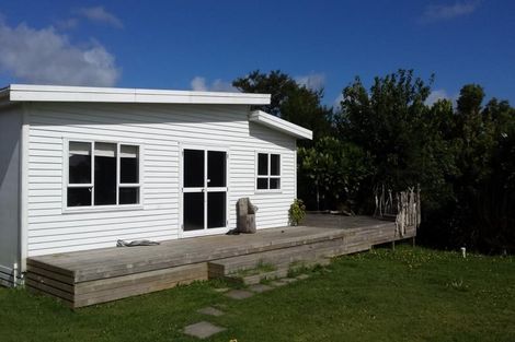 Photo of property in 6-8 Cumming Street, Okato, 4335