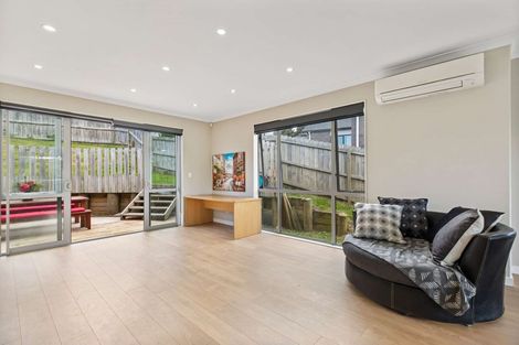 Photo of property in 9 Korihi Drive, Swanson, Auckland, 0614