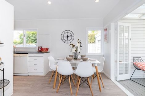 Photo of property in 1/318 Rangatira Road, Beach Haven, Auckland, 0626