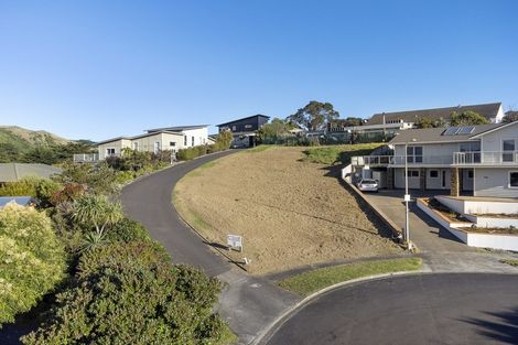 Photo of property in 20 Charlotte Way, Raumati South, Paraparaumu, 5032