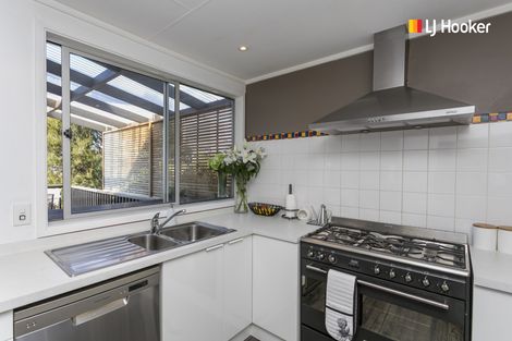 Photo of property in 24 Larkins Street, Helensburgh, Dunedin, 9010