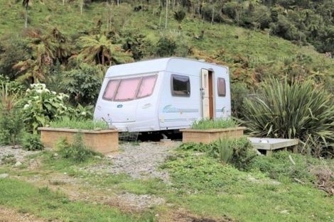 Photo of property in 18 Horncastle Crescent, Little Wanganui, Karamea, 7893