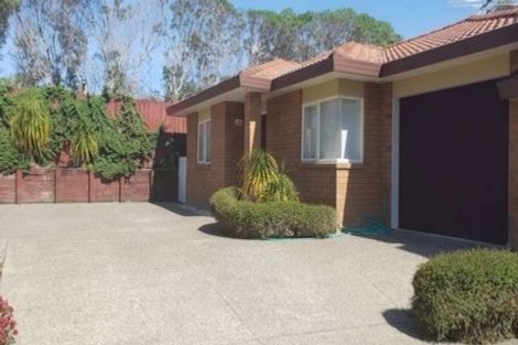 Photo of property in 9 Ballyroney Place, East Tamaki, Auckland, 2013