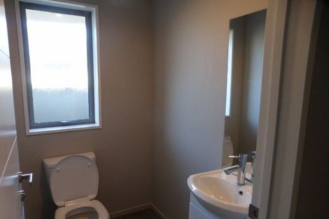 Photo of property in 92 Beaumont Drive, Rolleston, 7614