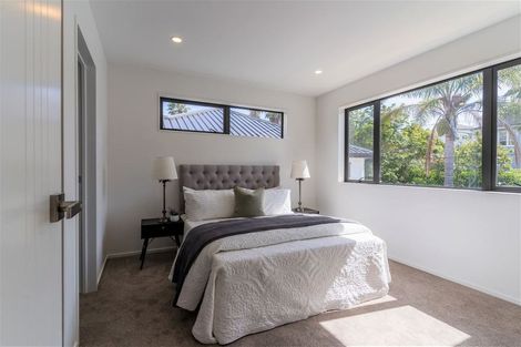 Photo of property in 6c Kenmure Avenue, Forrest Hill, Auckland, 0620