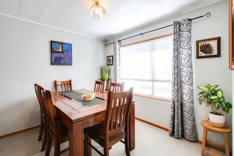 Photo of property in 2/407 Whitehead Road, Hastings, 4122