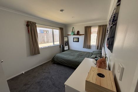 Photo of property in 55 Matipo Road, Te Atatu Peninsula, Auckland, 0610