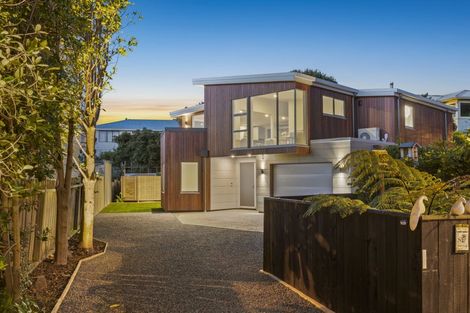 Photo of property in 1a Martin Road, Paraparaumu Beach, Paraparaumu, 5032