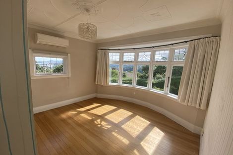 Photo of property in 34 Grandview Crescent, Opoho, Dunedin, 9010