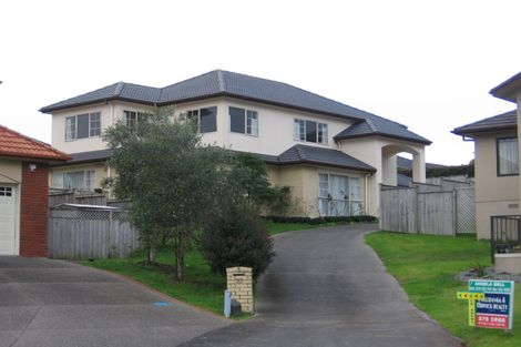 Photo of property in 22 Delmont Close, East Tamaki Heights, Auckland, 2016