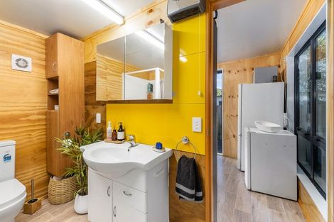 Photo of property in 69 Milton Terrace, Picton, 7220