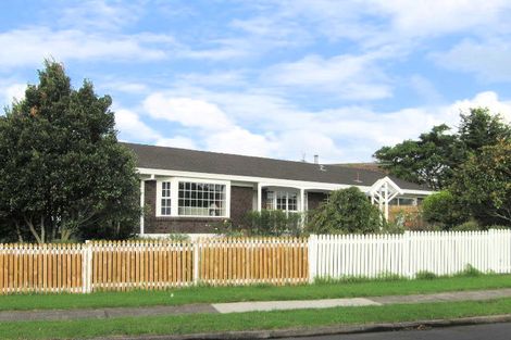 Photo of property in 5 Majesty Place, Farm Cove, Auckland, 2012