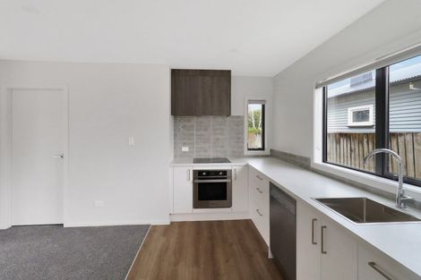 Photo of property in 137 Whites Line East, Waiwhetu, Lower Hutt, 5010