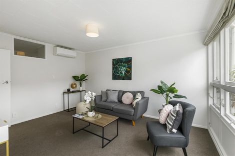 Photo of property in 24a Deller Grove, Silverstream, Upper Hutt, 5019