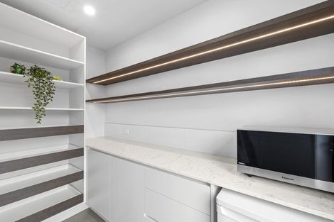 Photo of property in 54 Fernbrook Drive, Hurworth, New Plymouth, 4310