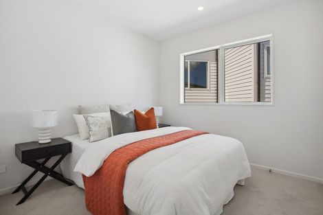 Photo of property in 39c Sorrel Crescent, Bucklands Beach, Auckland, 2012