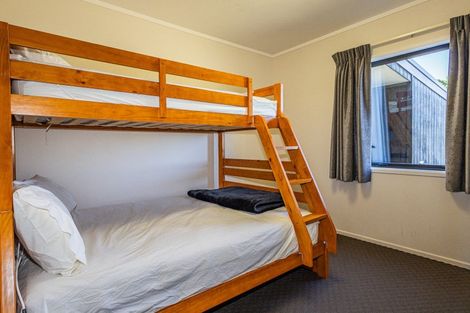 Photo of property in 18 Snowmass Drive, Ohakune, 4625