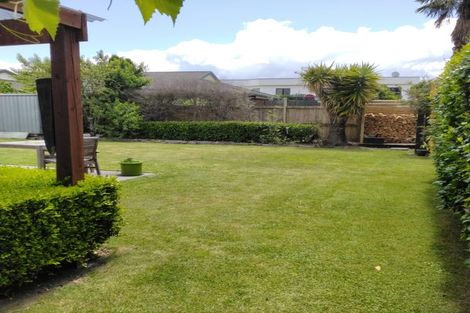 Photo of property in 11 Links View Drive, Omokoroa, 3114