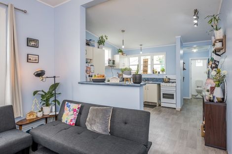 Photo of property in 123 Cambridge Street, Levin, 5510